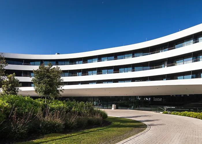 Lone Hotel By Maistra Collection